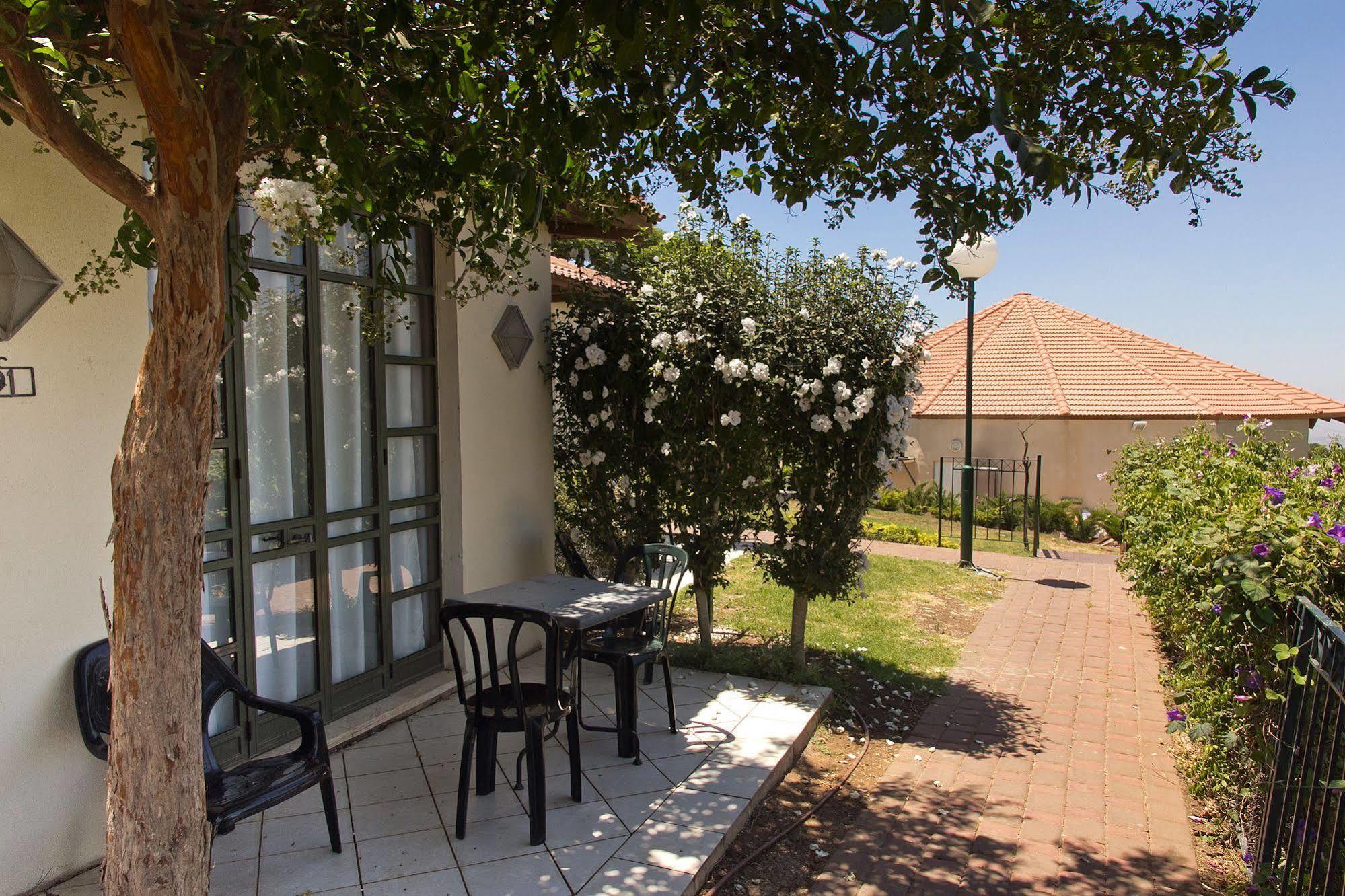 Shoresh Green Hills Family Suites Hotel Luaran gambar
